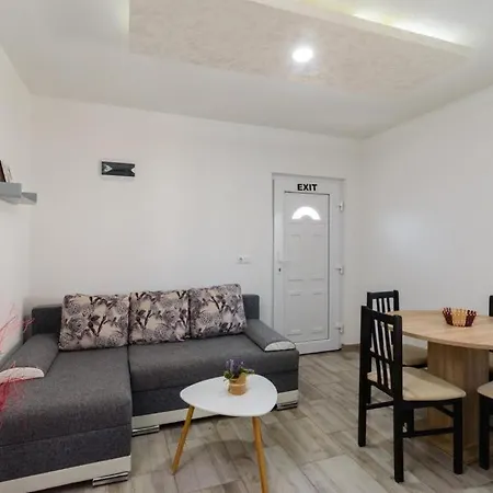 In Okrug Gornji With Sea View, Balcony, Air Conditioning, Wifi 5134-7 Apartment *